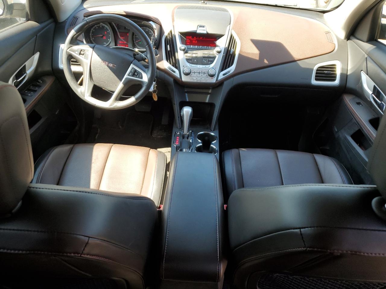 2010 GMC Terrain - Image 8