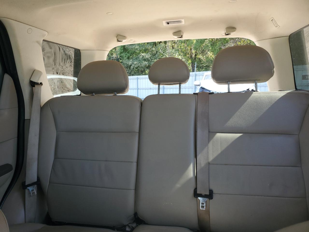 2008 Ford Escape - Image 10