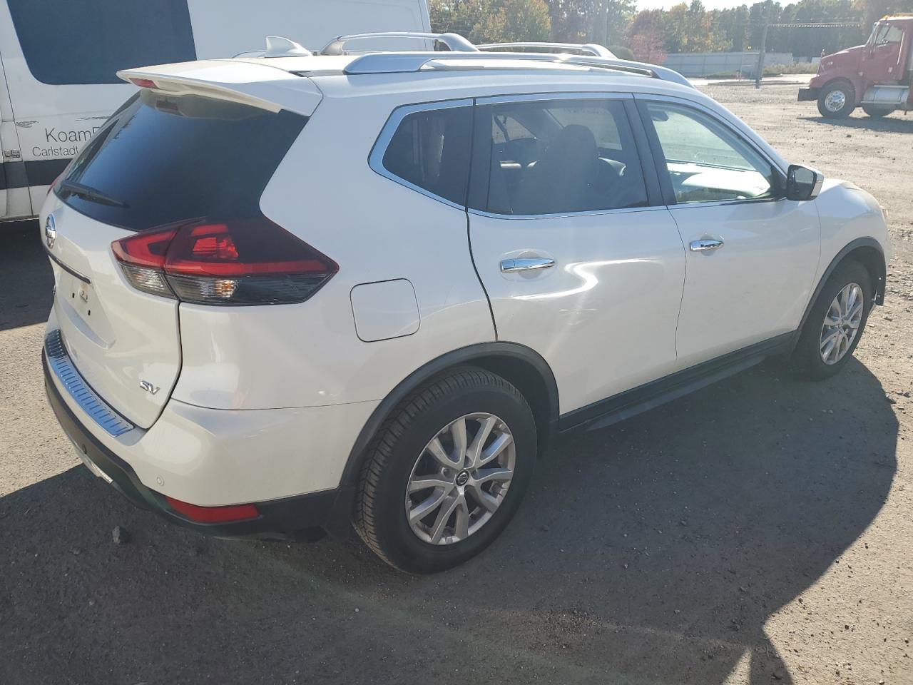 2020 Nissan Rogue - Image 3