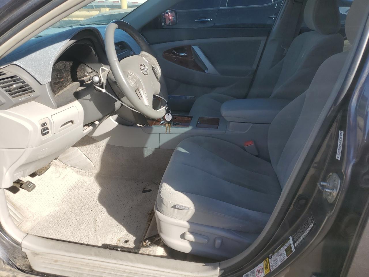 2009 Toyota Camry - Image 7