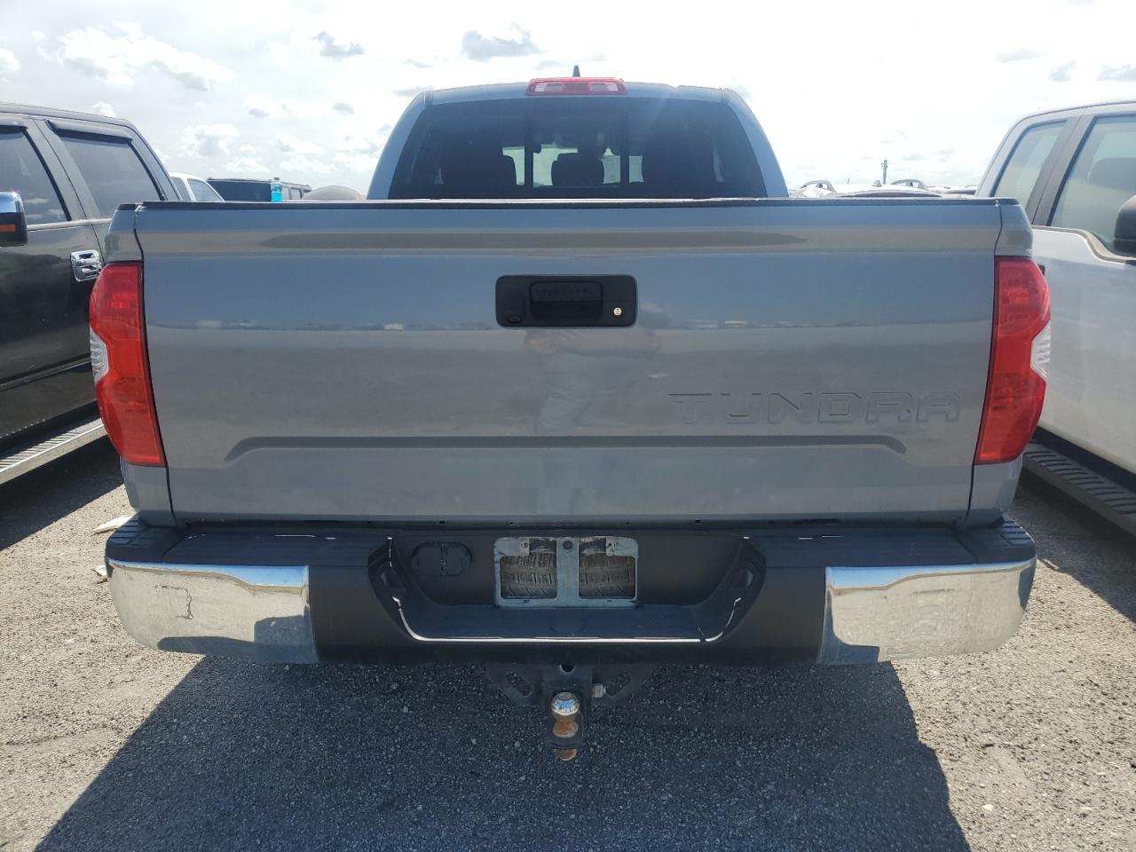 2020 Toyota Tundra Double Cab Sr VIN: 5TFRY5F16LX268608 Lot: 74357304