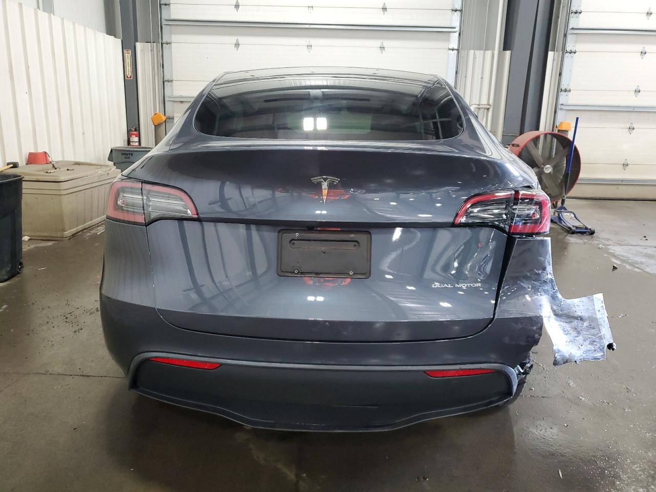 2023 Tesla Model Y VIN: 7SAYGDEE5PA067070 Lot: 77278764