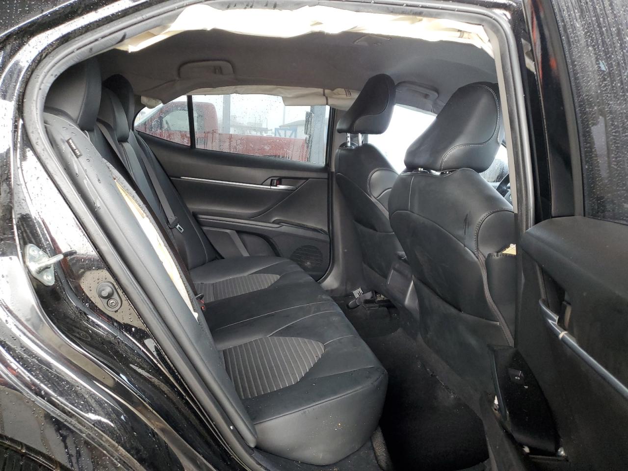 2020 Toyota Camry - Image 10