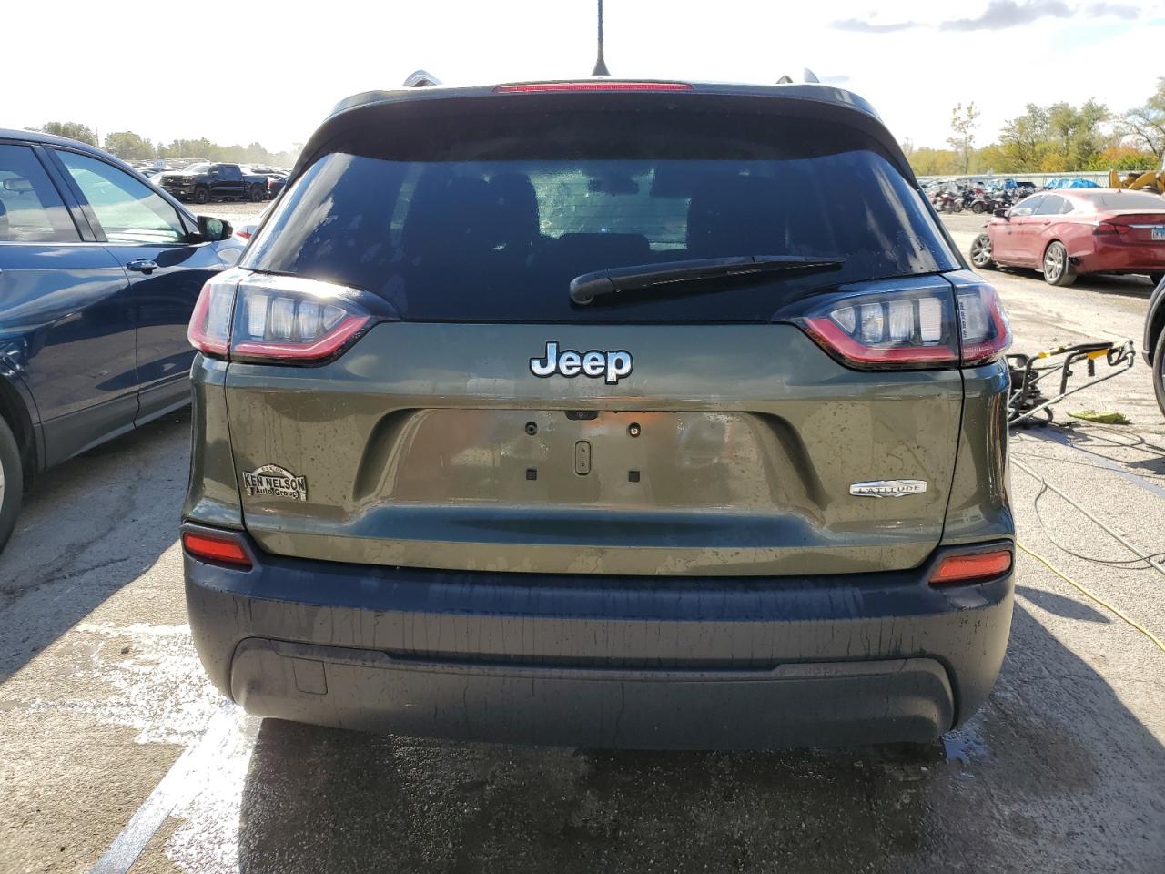 2019 Jeep Cherokee Latitude VIN: 1C4PJLCB4KD206301 Lot: 74732774