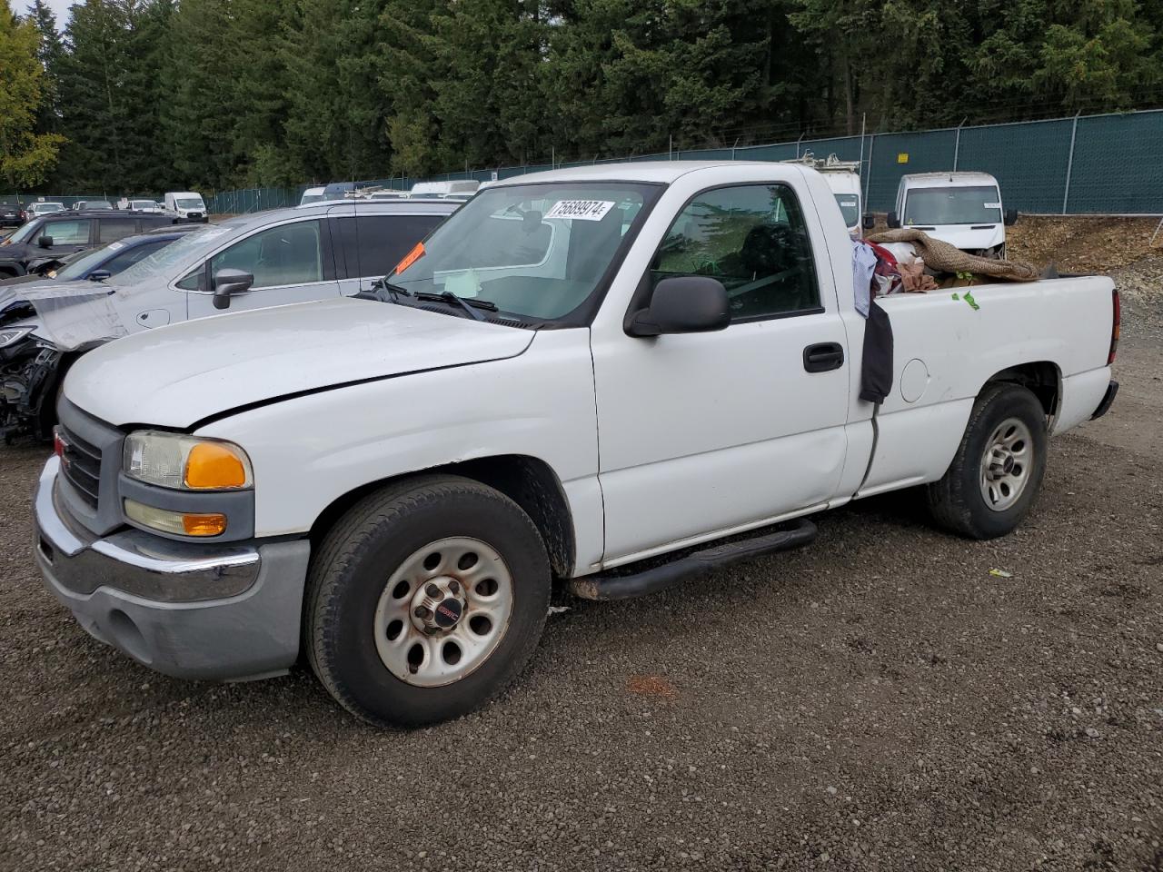 2005 GMC New Sierra C1500 VIN: 1GTEC14X65Z206890 Lot: 75689974