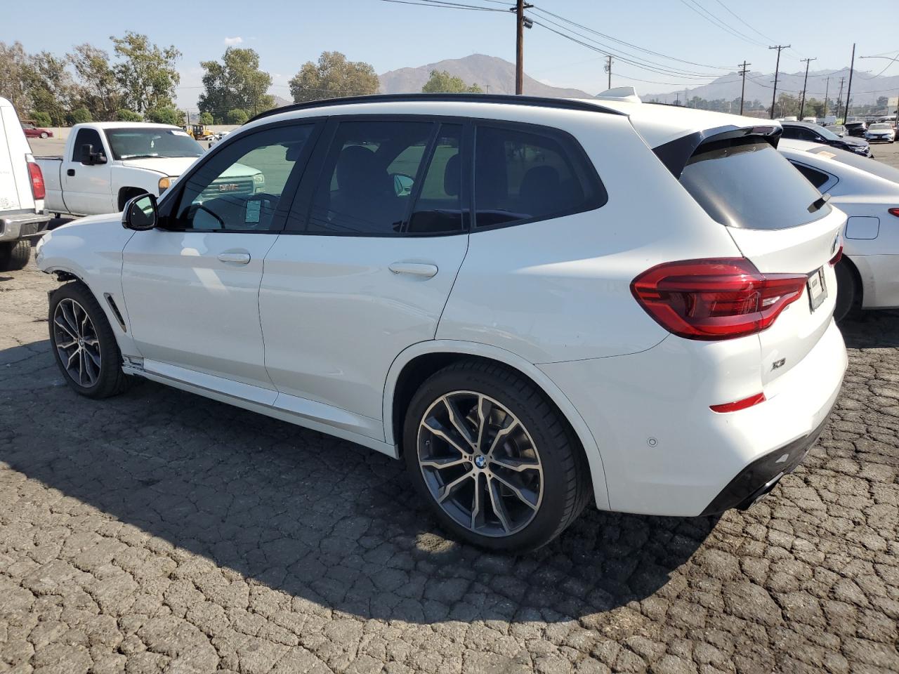 VIN 5UXTS3C59K0Z03295 2019 BMW X3 no.2