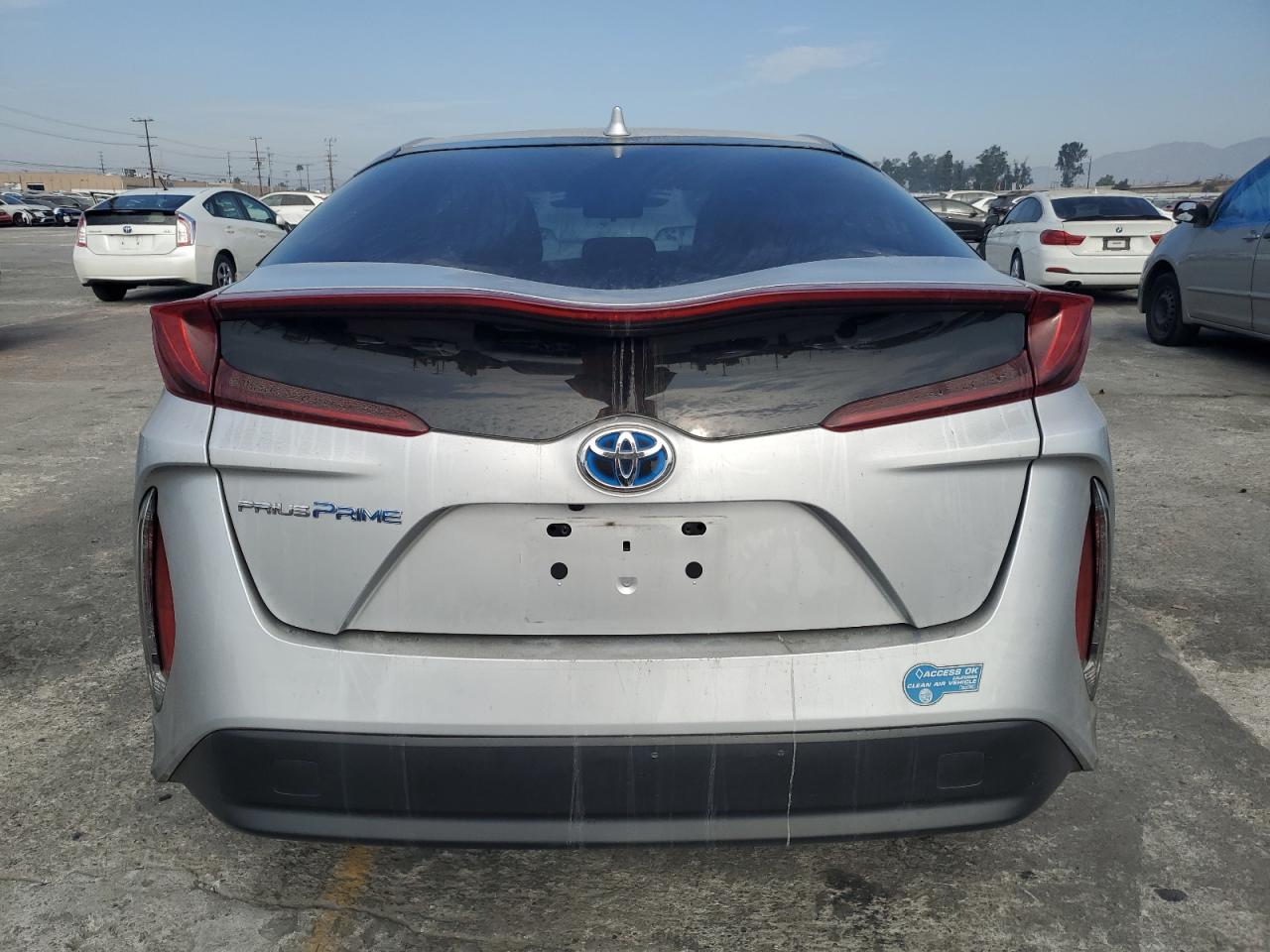 JTDKAMFP4M3180007 2021 Toyota Prius Prime Le