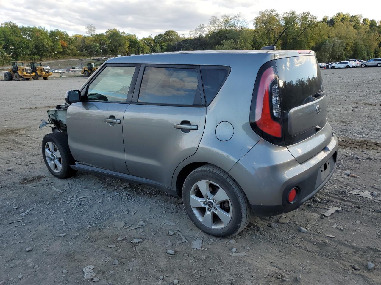 KNDJN2A24H7473923 2017 Kia Soul