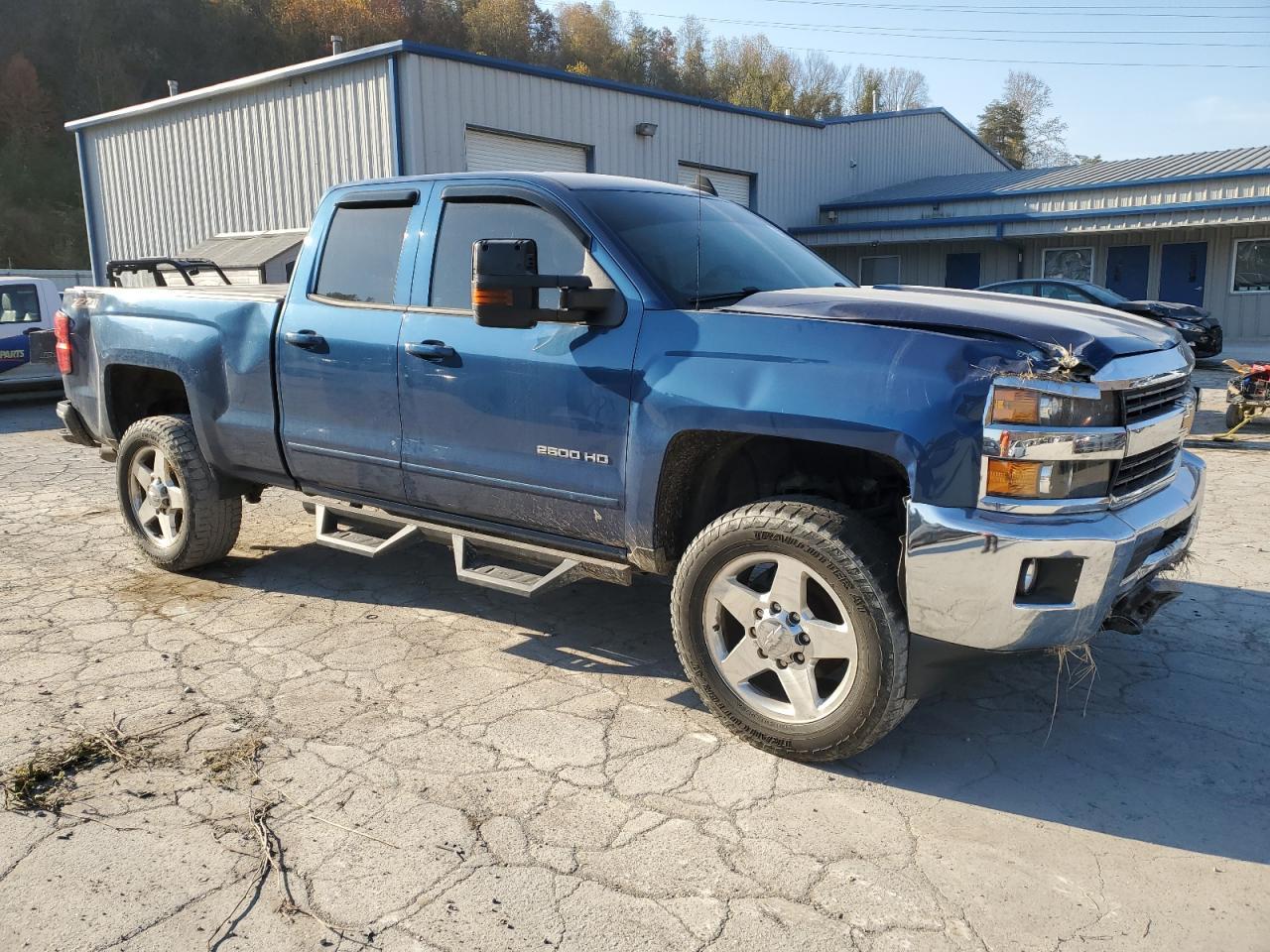2015 Chevrolet Silverado - Image 4