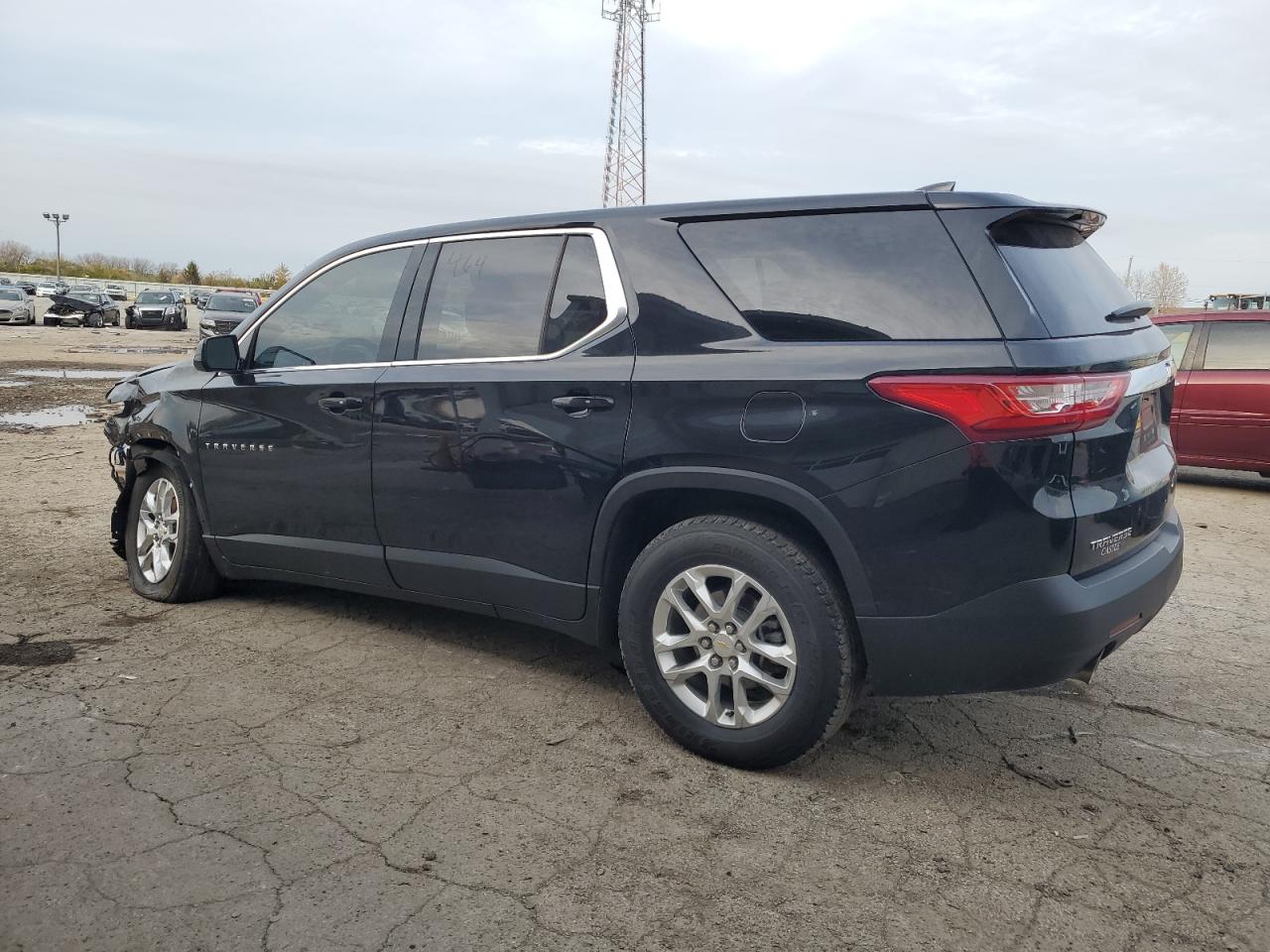 2019 Chevrolet Traverse - Image 2