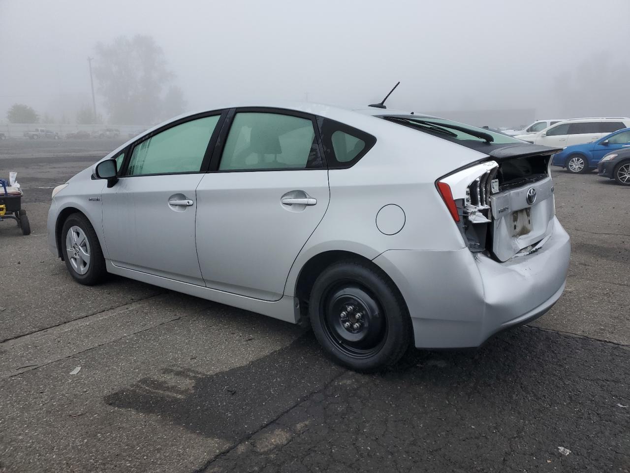 2011 Toyota Prius - Image 2