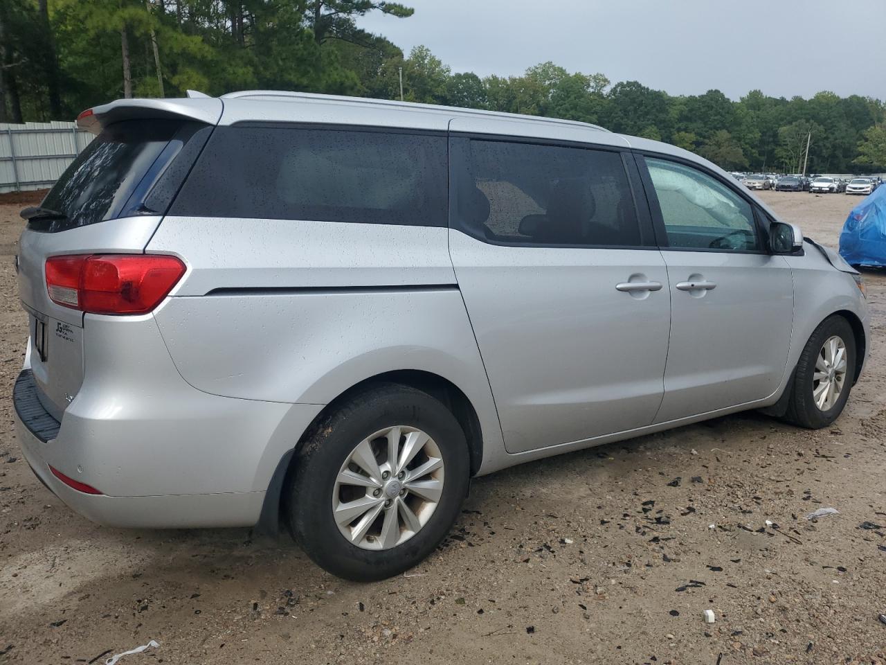 KNDMB5C12J6350385 2018 Kia Sedona Lx