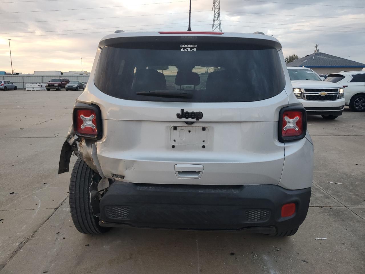 ZACCJABB3JPH39941 2018 Jeep Renegade Latitude