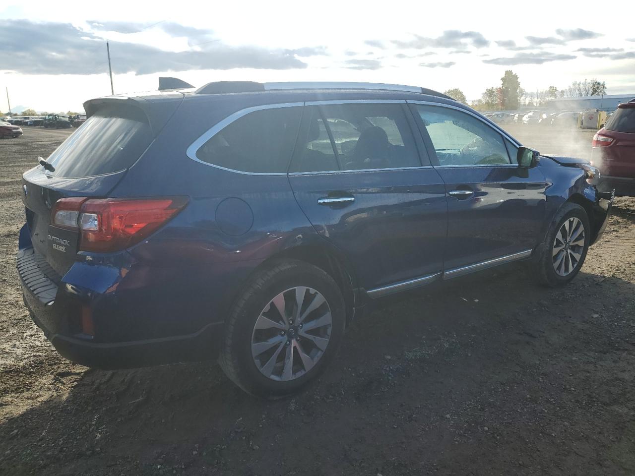 2017 Subaru Outback Touring VIN: 4S4BSATC5H3278283 Lot: 75608714