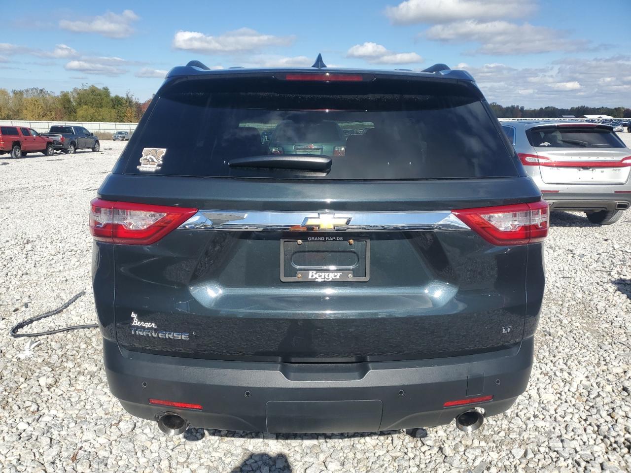 2019 Chevrolet Traverse Lt VIN: 1GNERGKW2KJ297136 Lot: 75693114