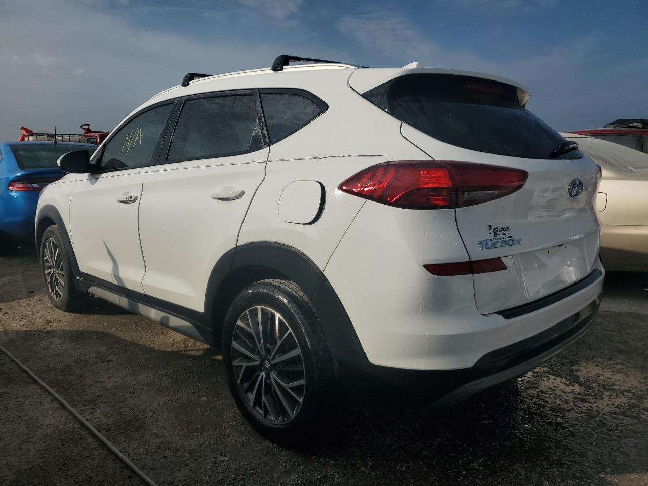 2021 Hyundai Tucson - Image 2