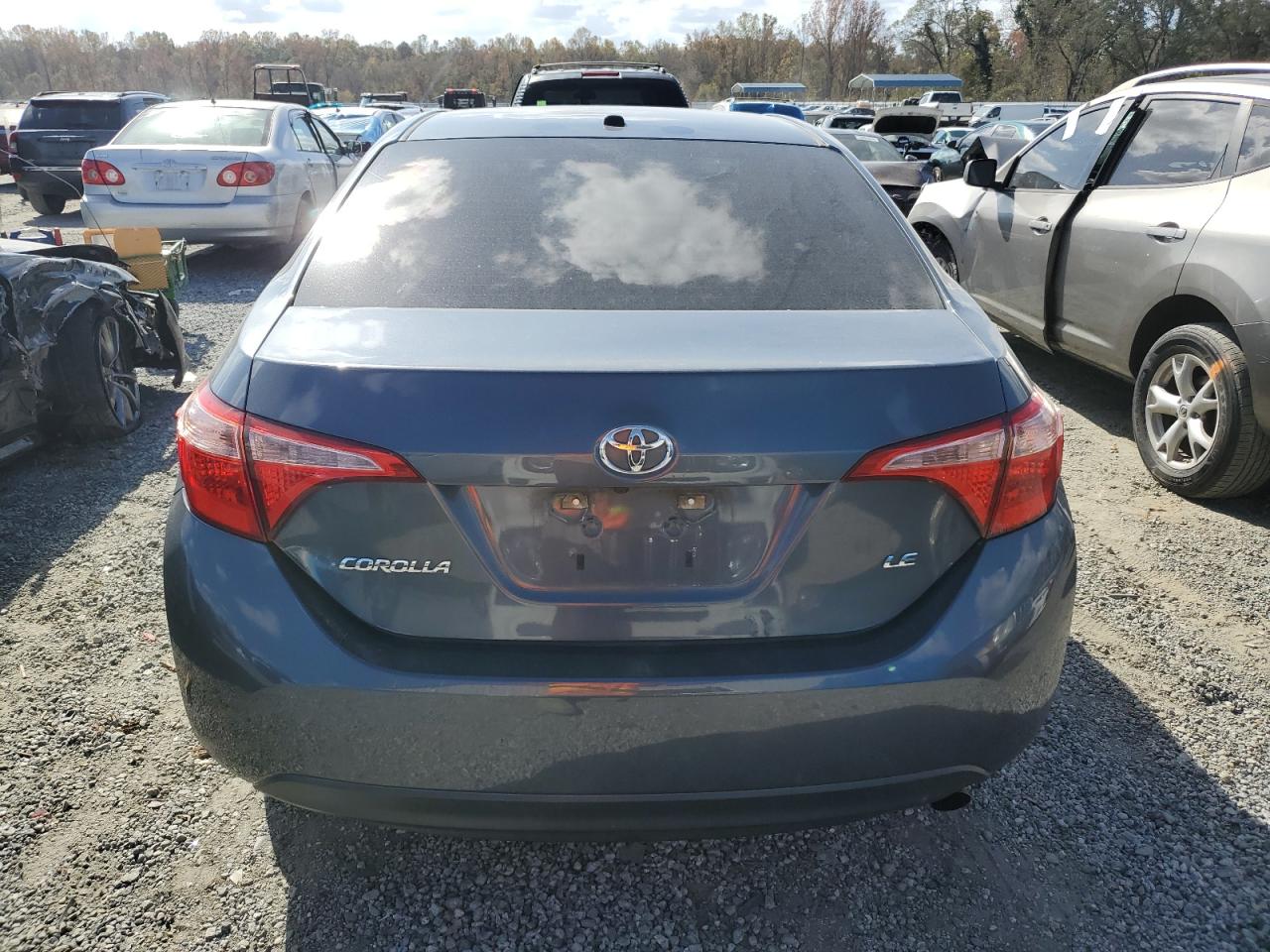 2018 Toyota Corolla L VIN: 5YFBURHE6JP833410 Lot: 78438974