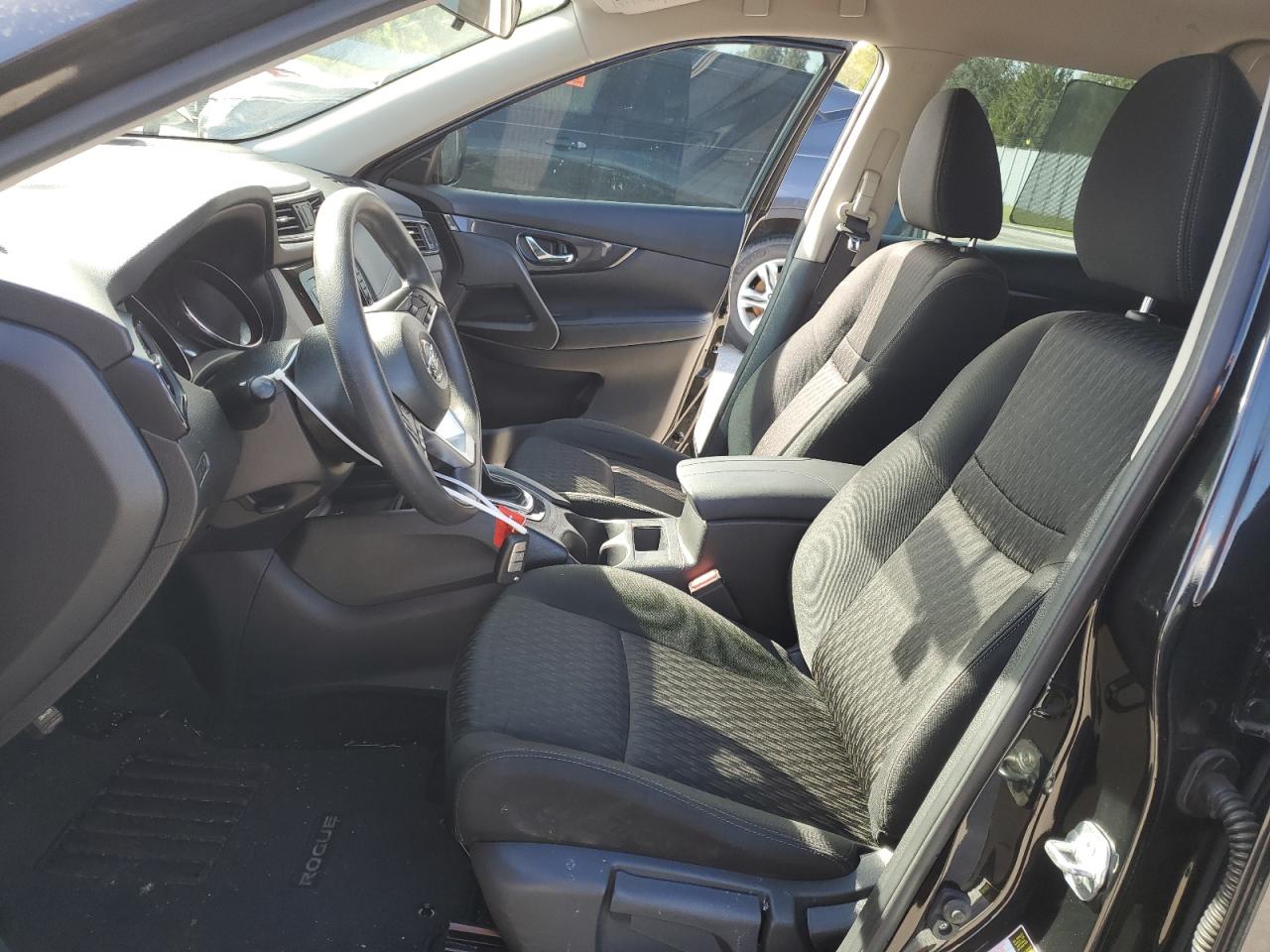 2018 Nissan Rogue - Image 7