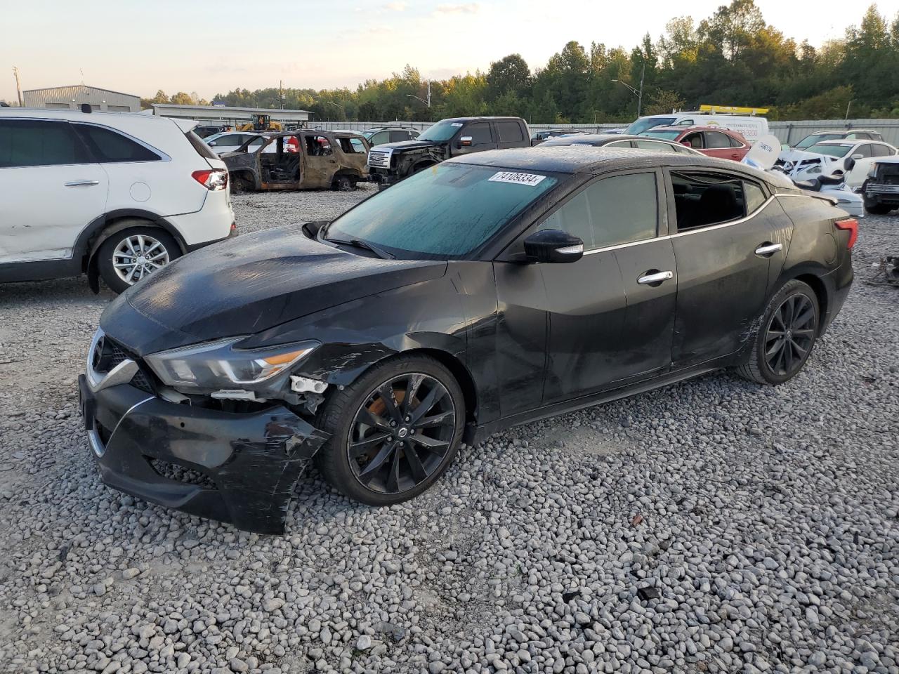 2017 NISSAN MAXIMA