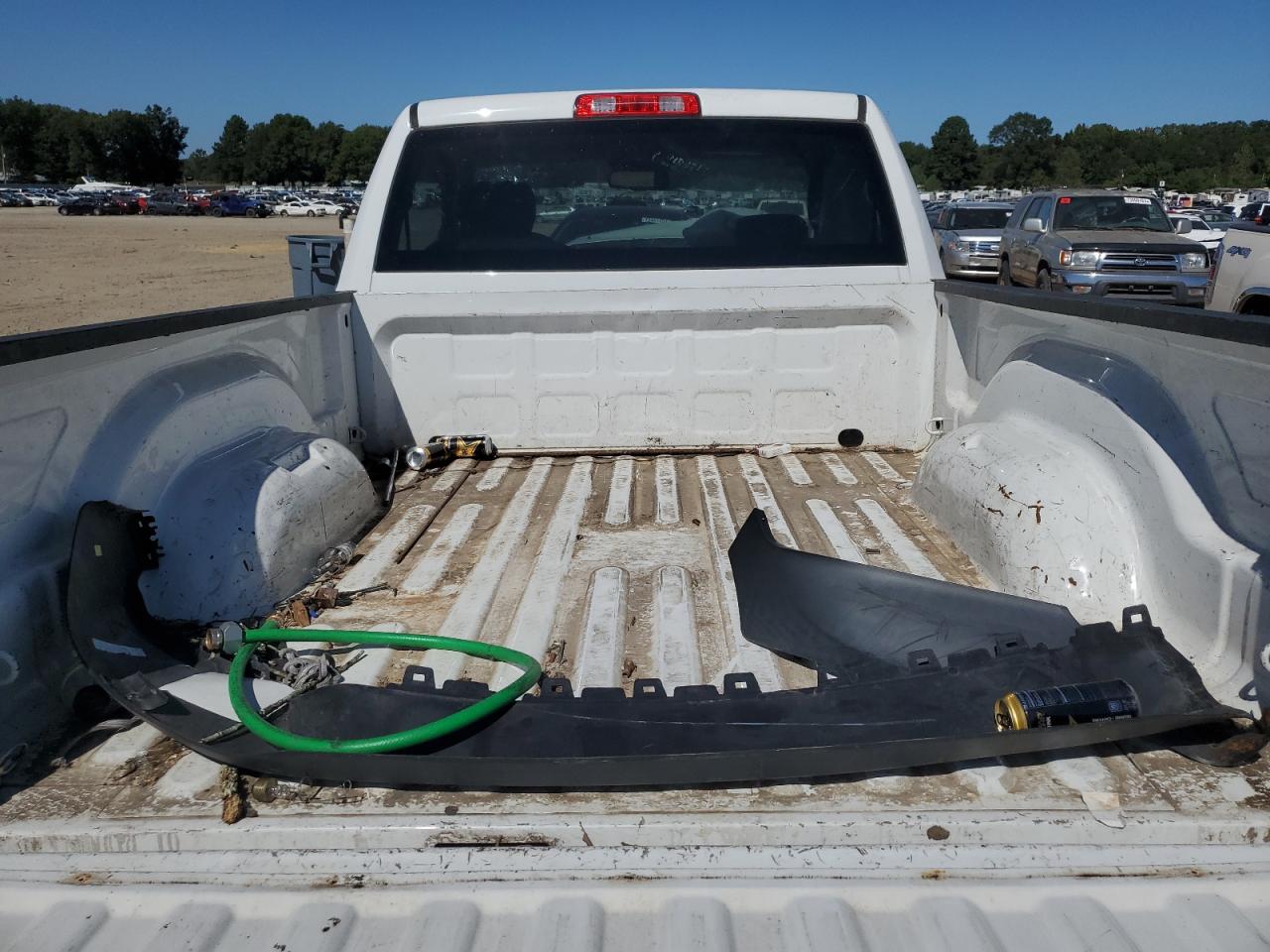 2019 Ram 1500 Classic Tradesman VIN: 3C6JR6AG6KG504695 Lot: 73941884