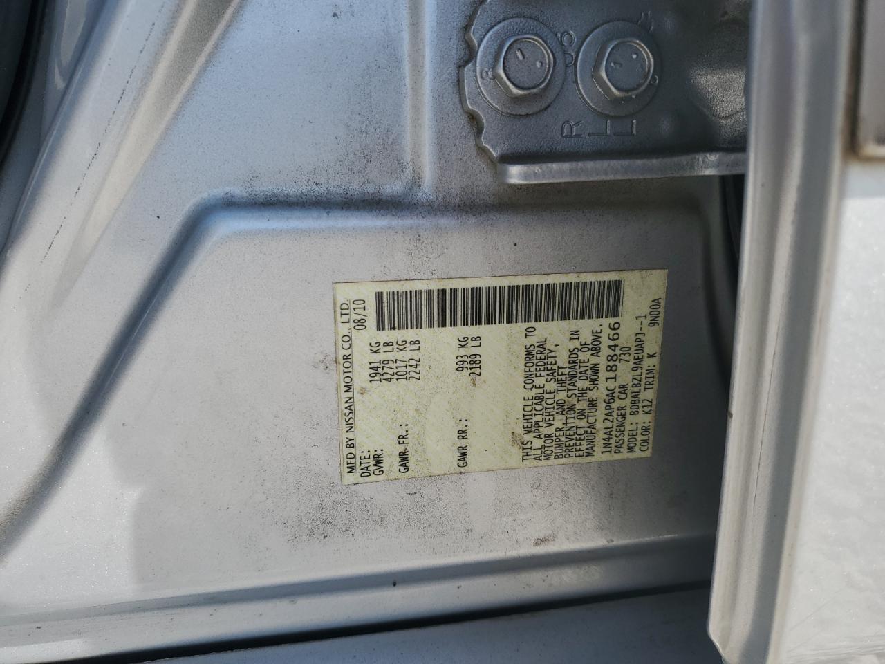 2010 Nissan Altima - Image 14
