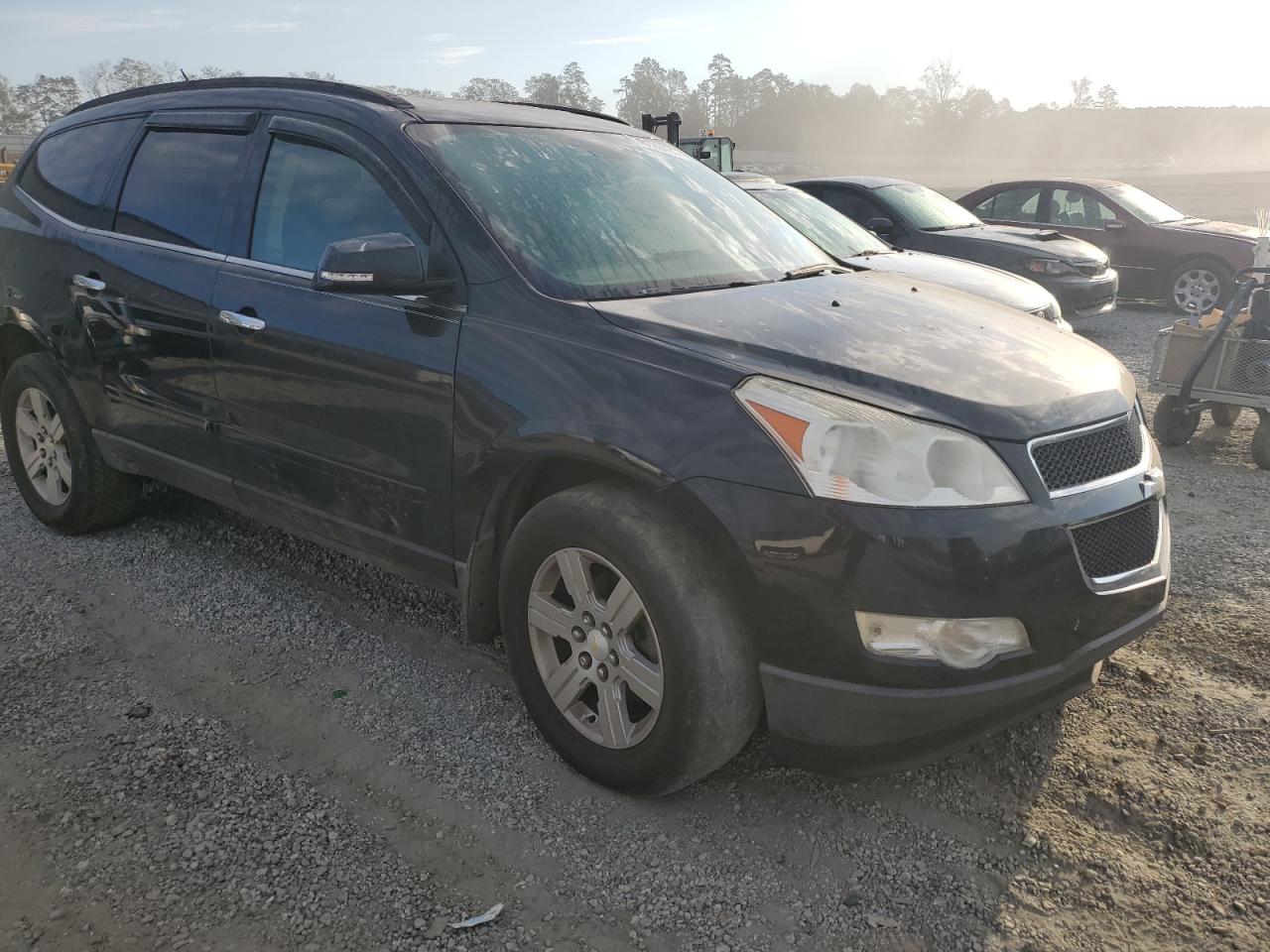 2010 Chevrolet Traverse - Image 4