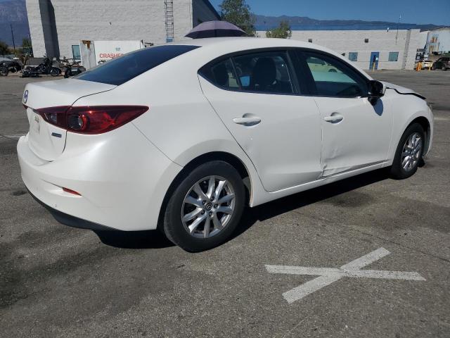  MAZDA 3 2016 Белый