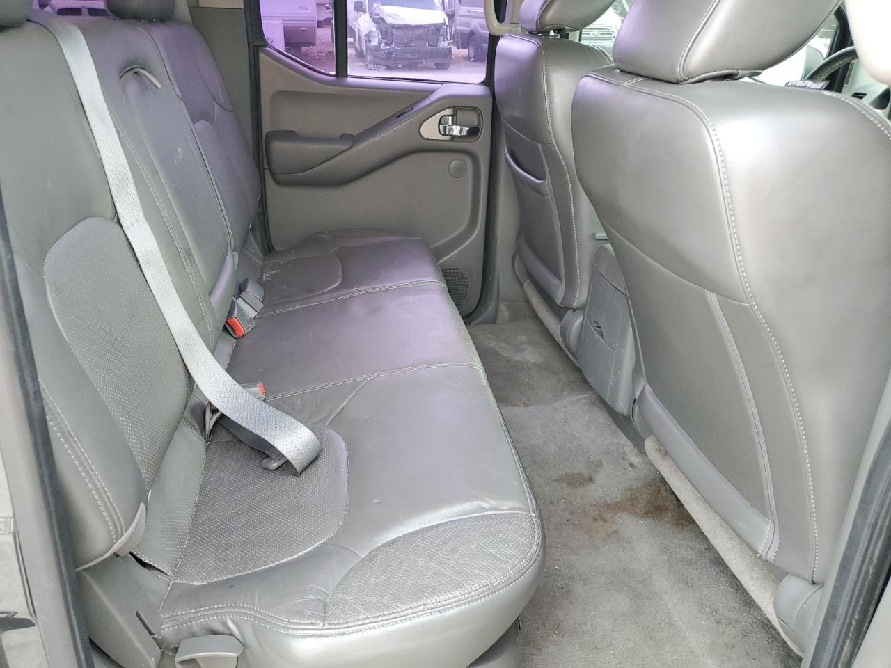 2013 Nissan Navara (Frontier) - Image 10