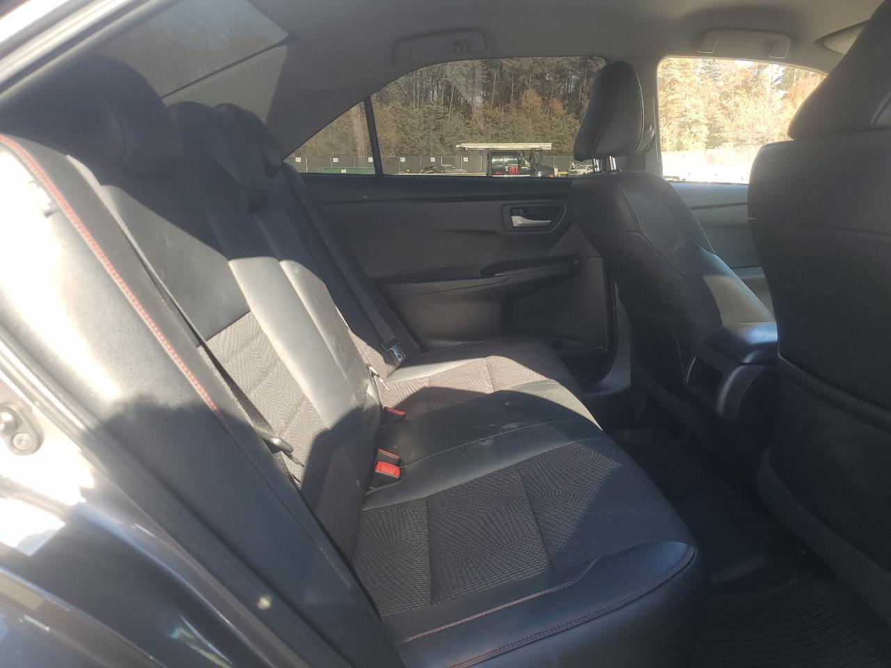 2017 Toyota Camry - Image 10