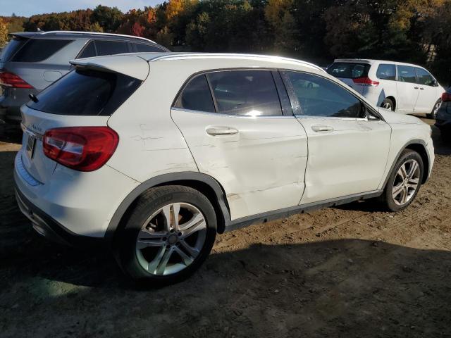 Паркетники MERCEDES-BENZ GLA-CLASS 2015 Белый