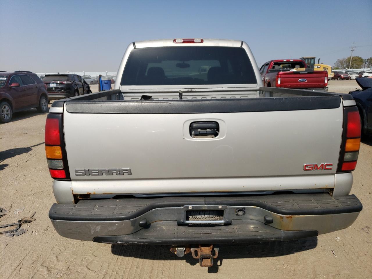 2004 GMC New Sierra K1500 VIN: 2GTEK13T841381571 Lot: 75028454
