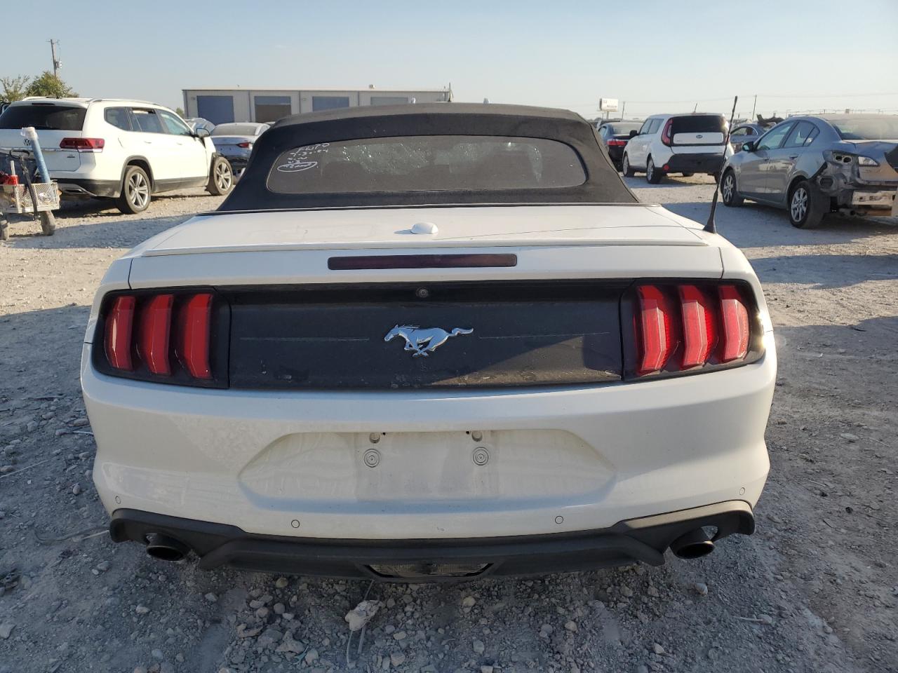 1FATP8UH1K5126337 2019 Ford Mustang