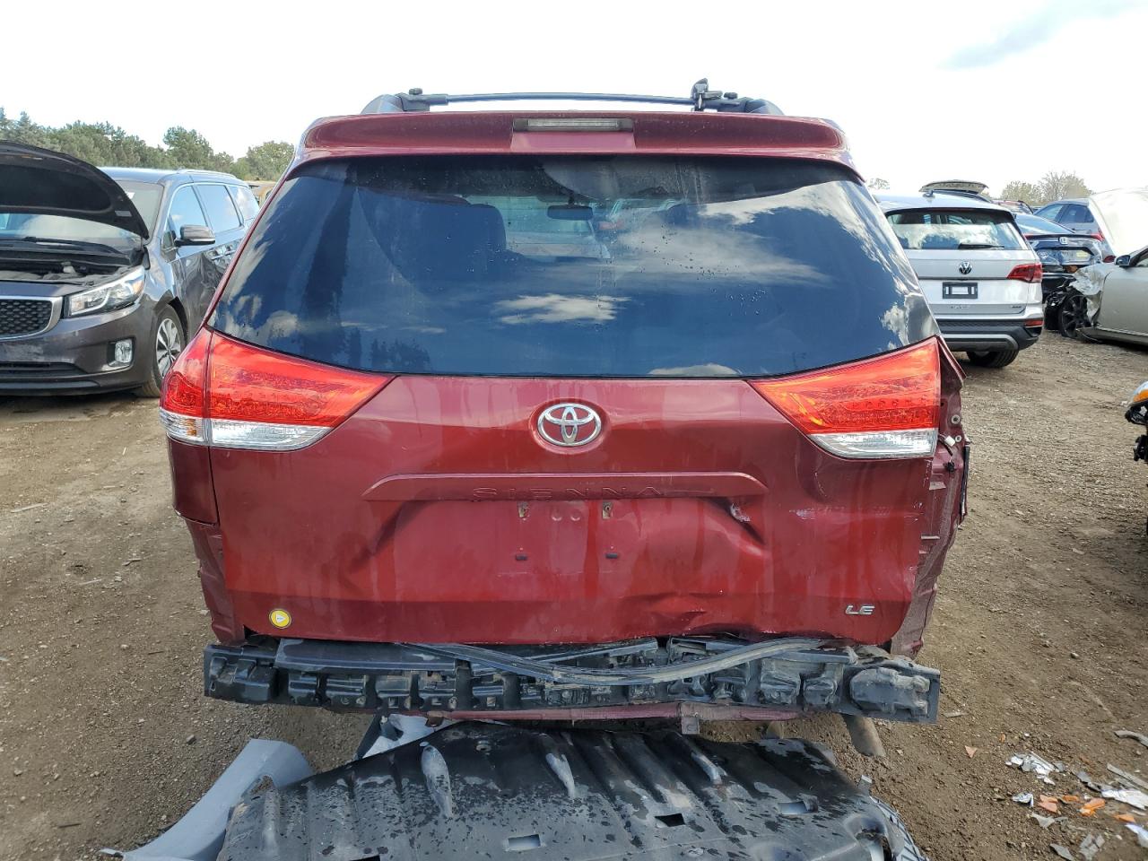 2011 Toyota Sienna Le VIN: 5TDKK3DC6BS134097 Lot: 76093894