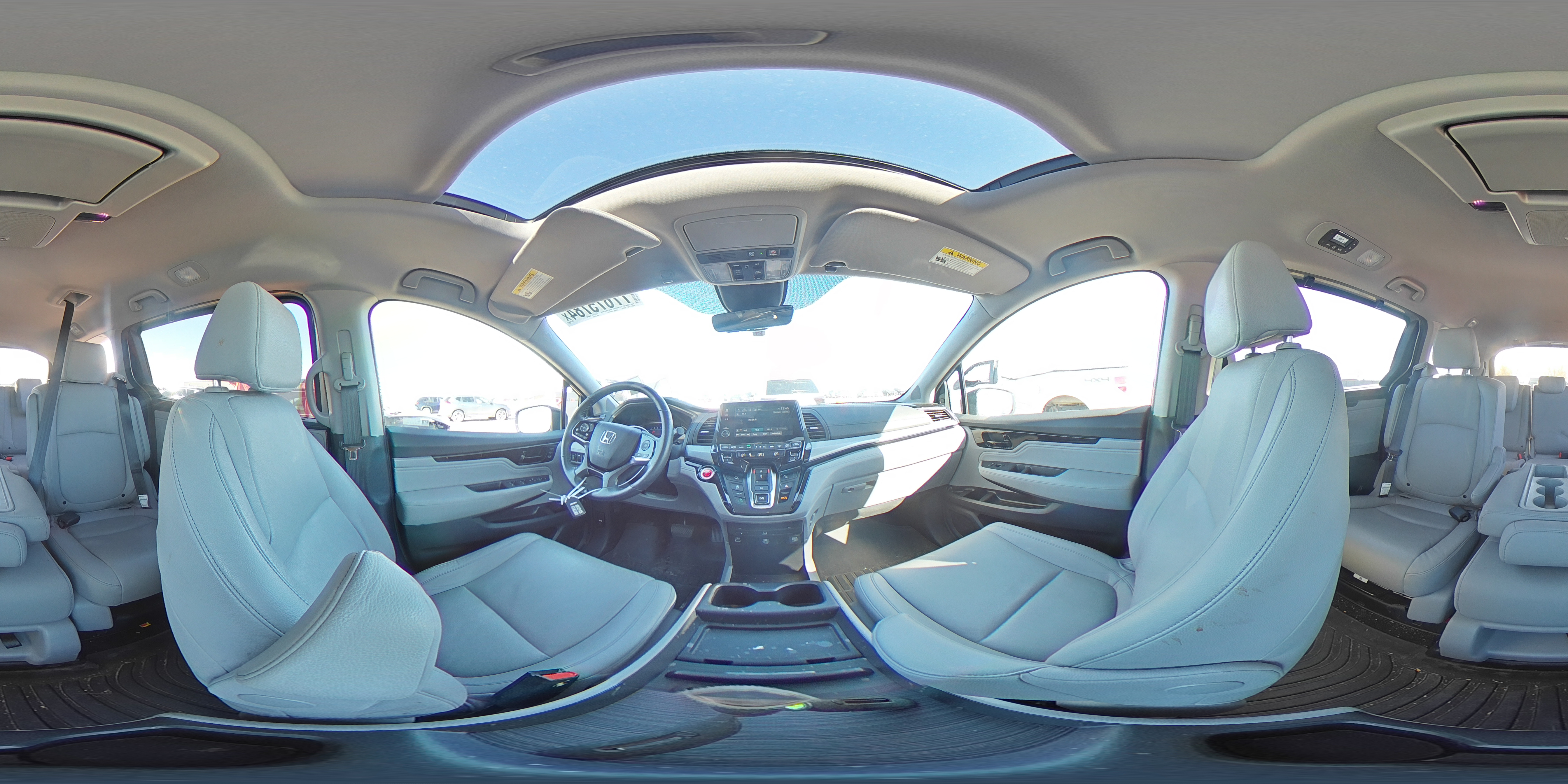 2022 Honda Odyssey - Image 14