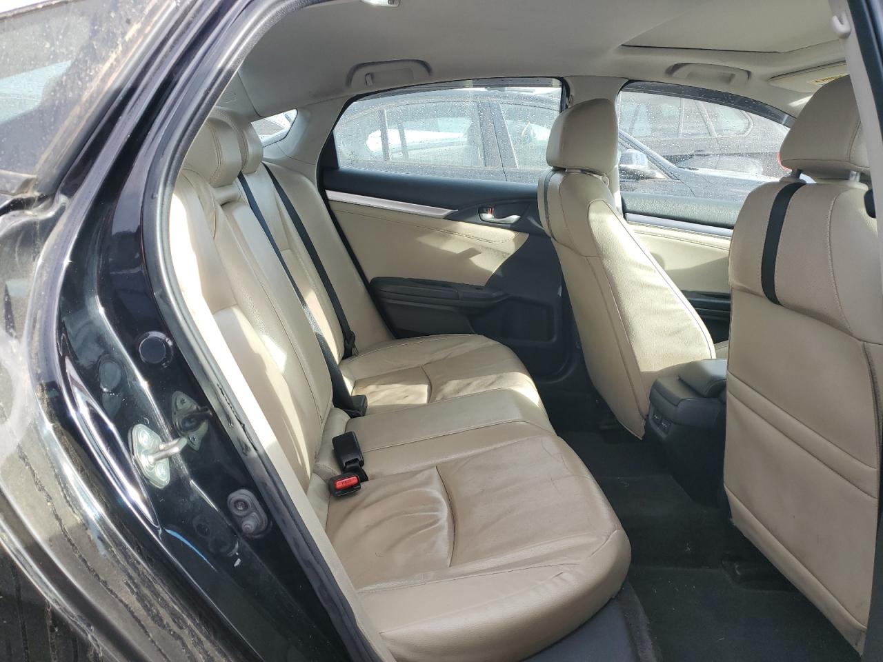 2016 Honda Civic - Image 10