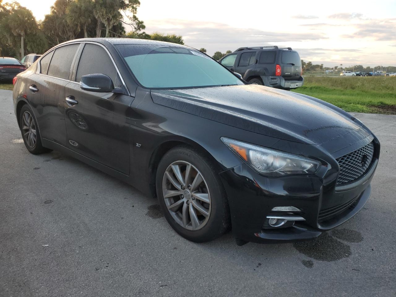 2015 Infiniti Q50 - Image 4