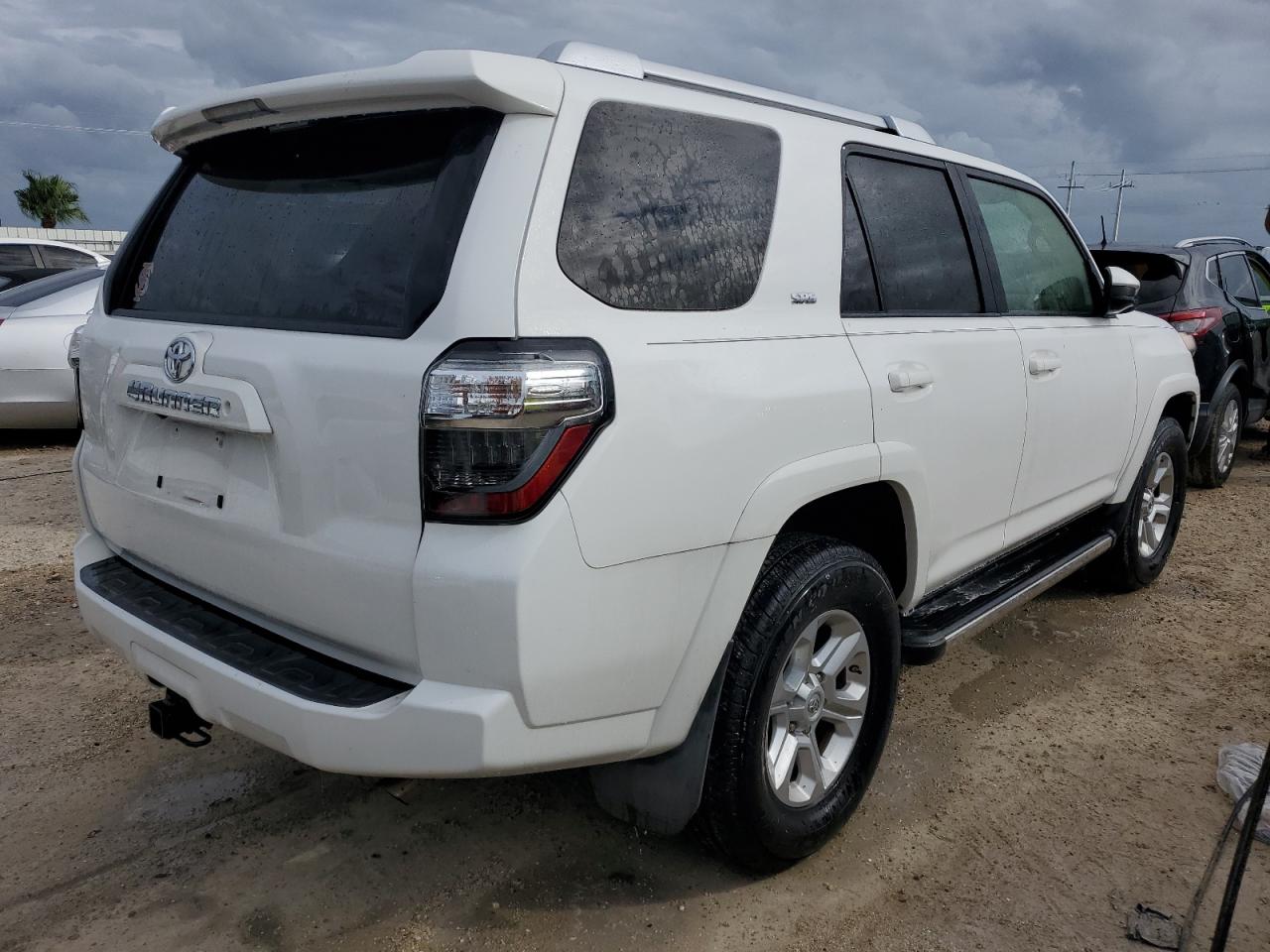 JTEBU5JRXG5345777 2016 Toyota 4Runner Sr5/Sr5 Premium