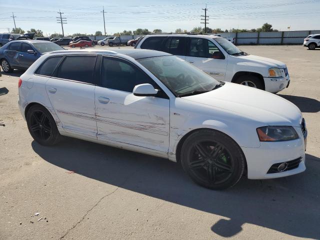  AUDI A3 2012 Белы