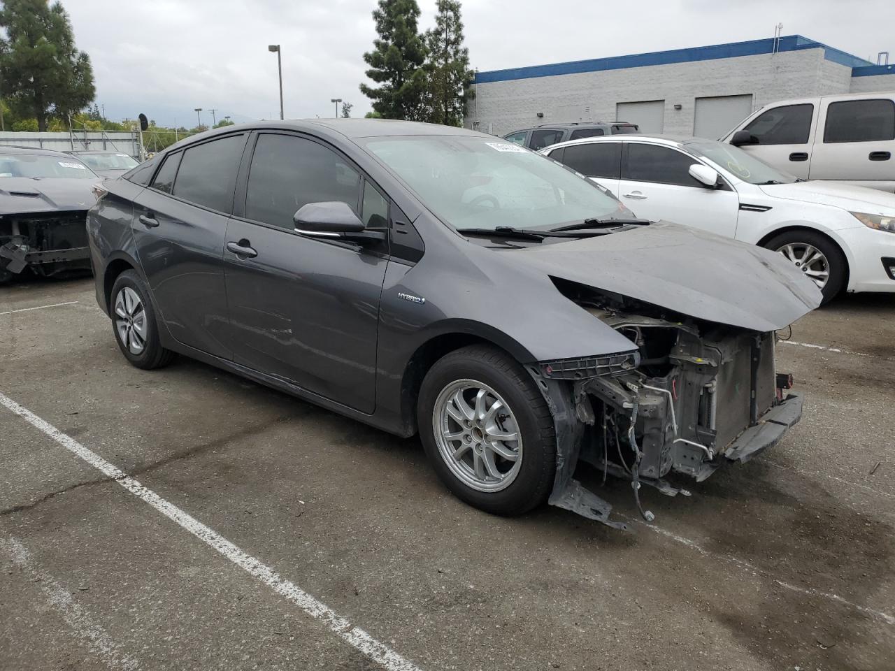 2016 Toyota Prius - Image 4