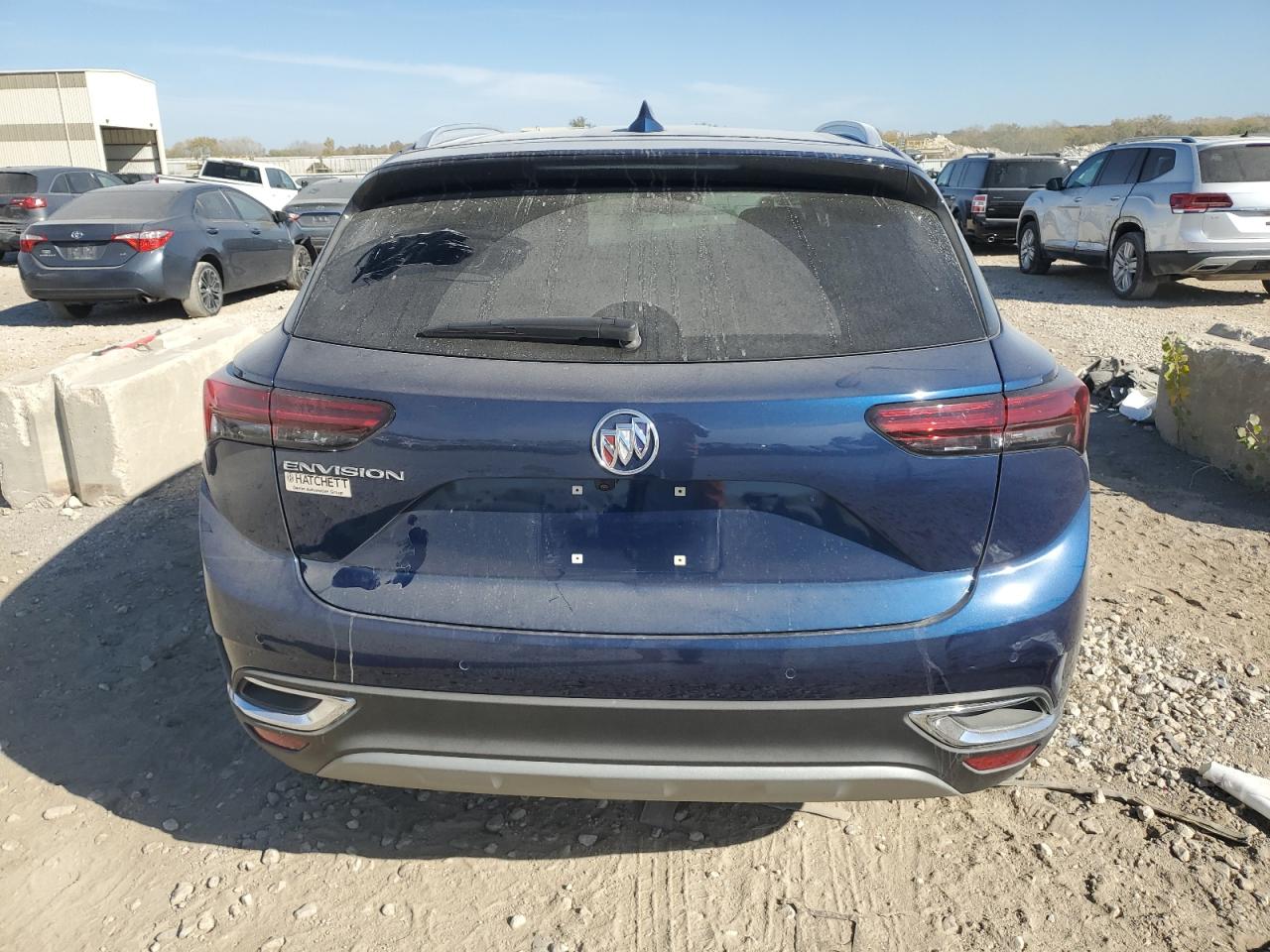 2022 Buick Envision Essence VIN: LRBFZNR46ND011232 Lot: 77147934