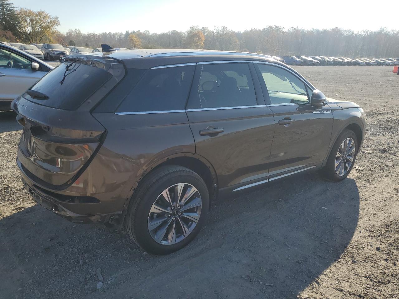 2022 Lincoln Corsair - Image 3