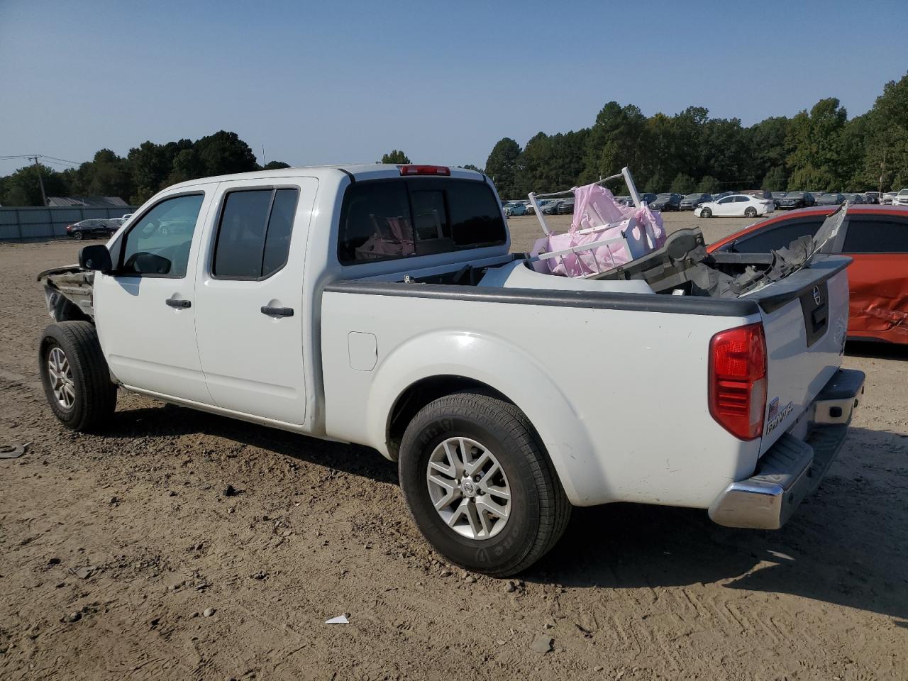 2015 Nissan Navara (Frontier) - Image 2