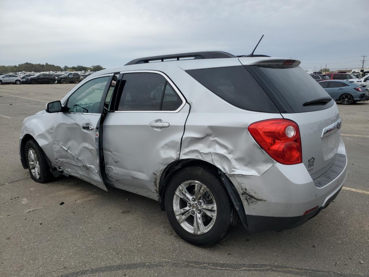 2014 Chevrolet Equinox - Image 2