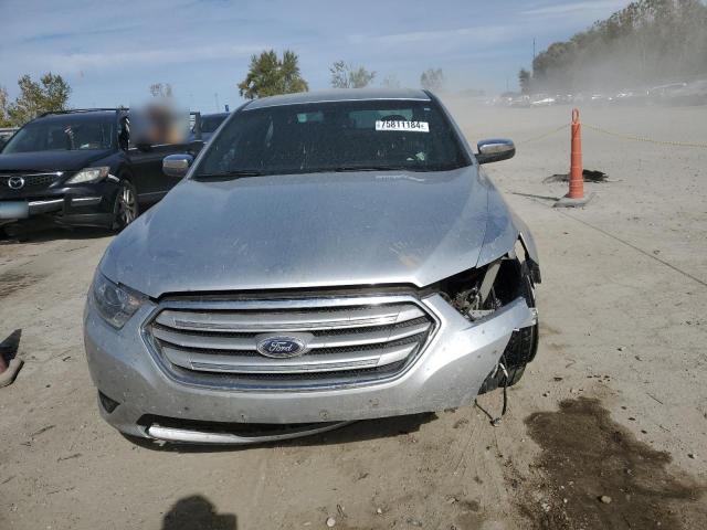  FORD TAURUS 2016 Silver