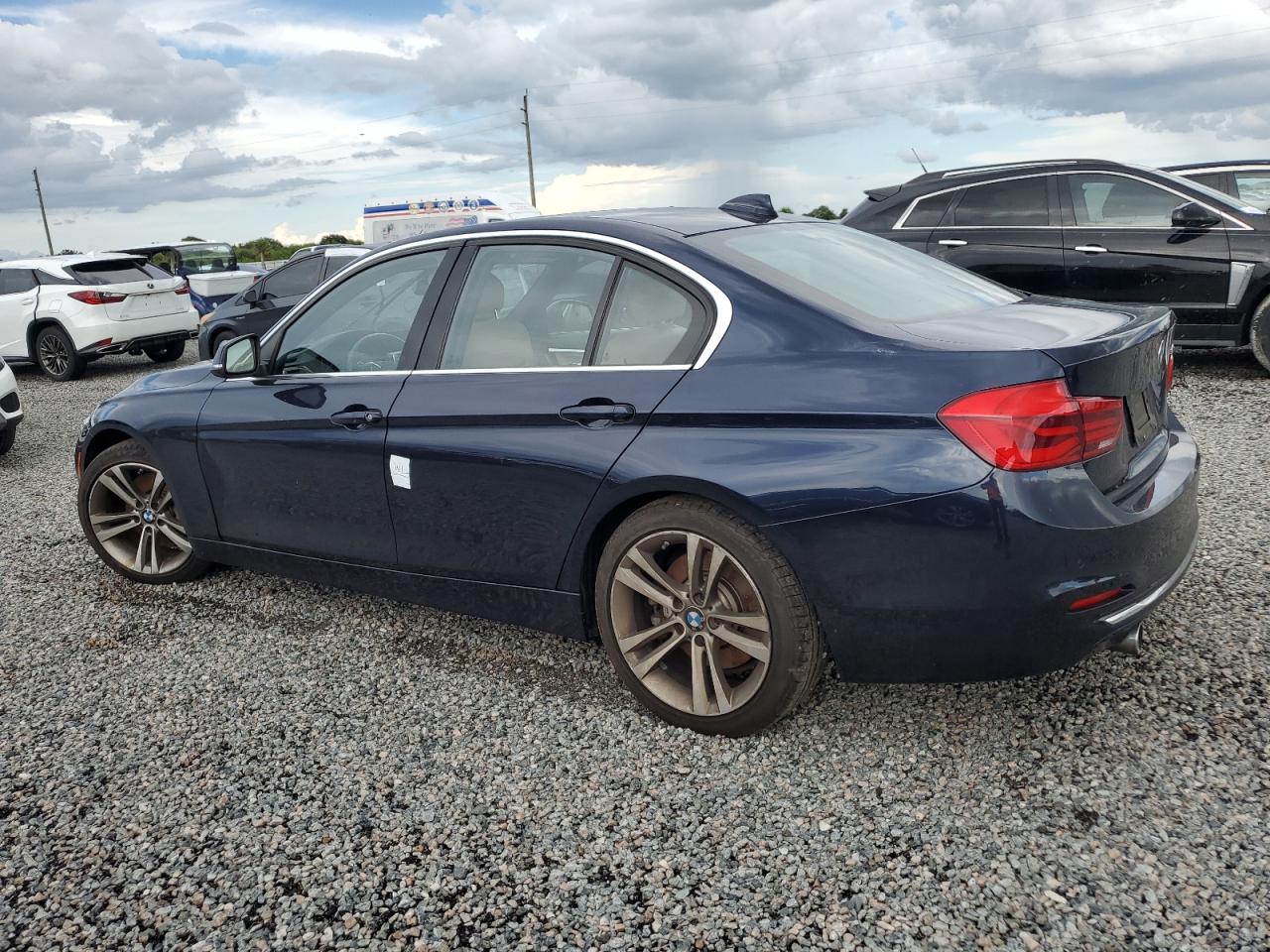 2016 BMW 3er - Image 2