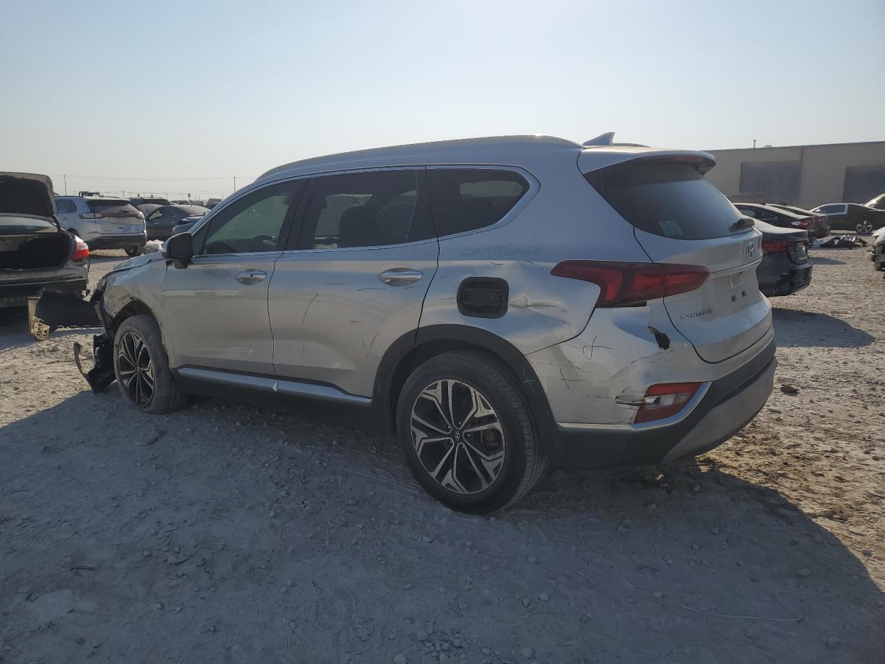 2019 Hyundai Santa Fe - Image 2