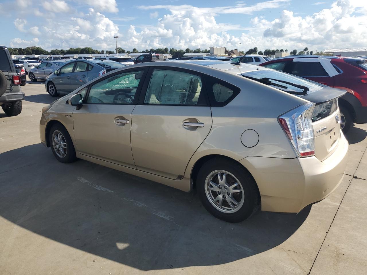 2010 Toyota Prius - Image 2