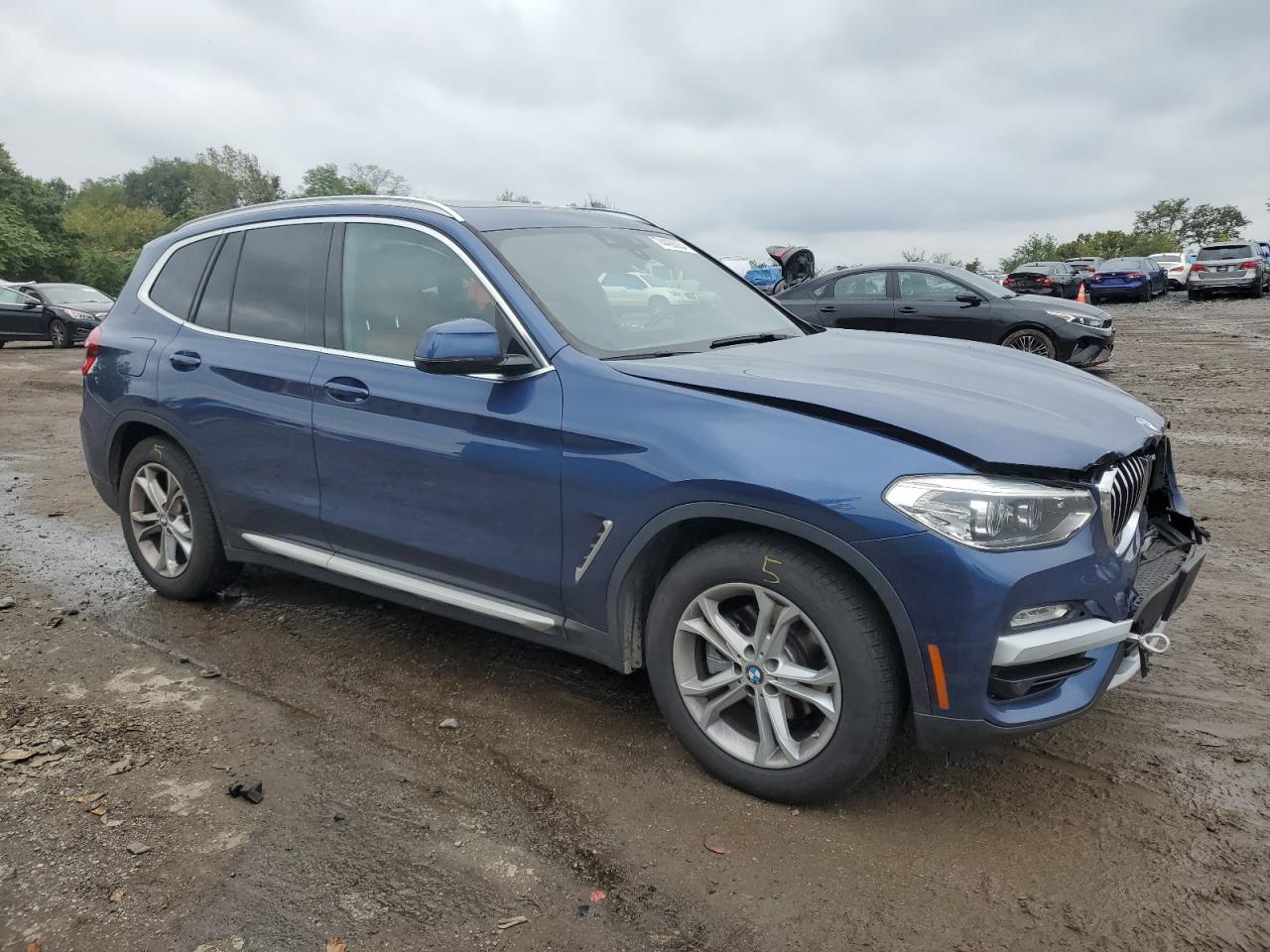 VIN 5UXTR9C50JLD73121 2018 BMW X3 no.4