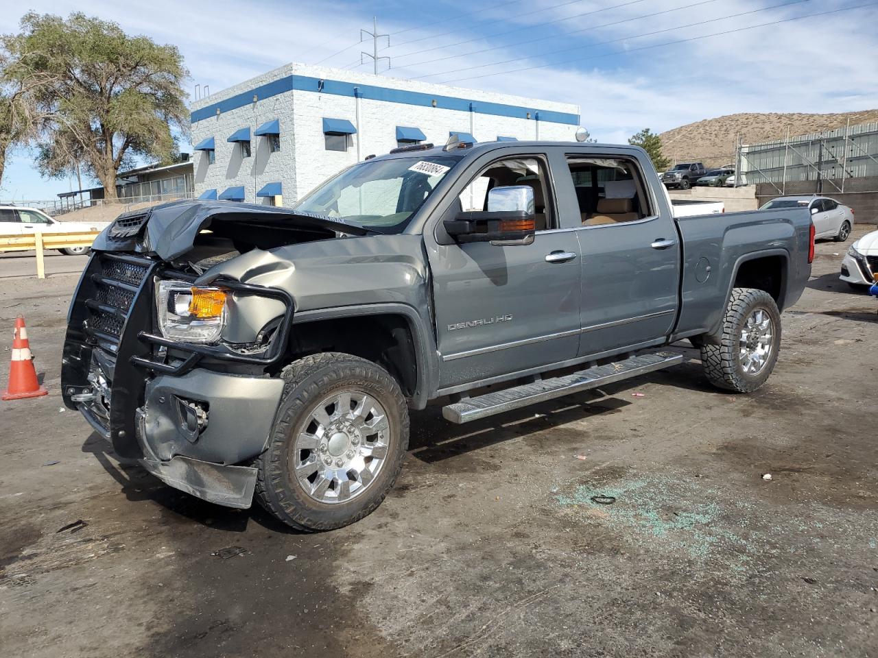 2017 GMC Sierra - Image 1