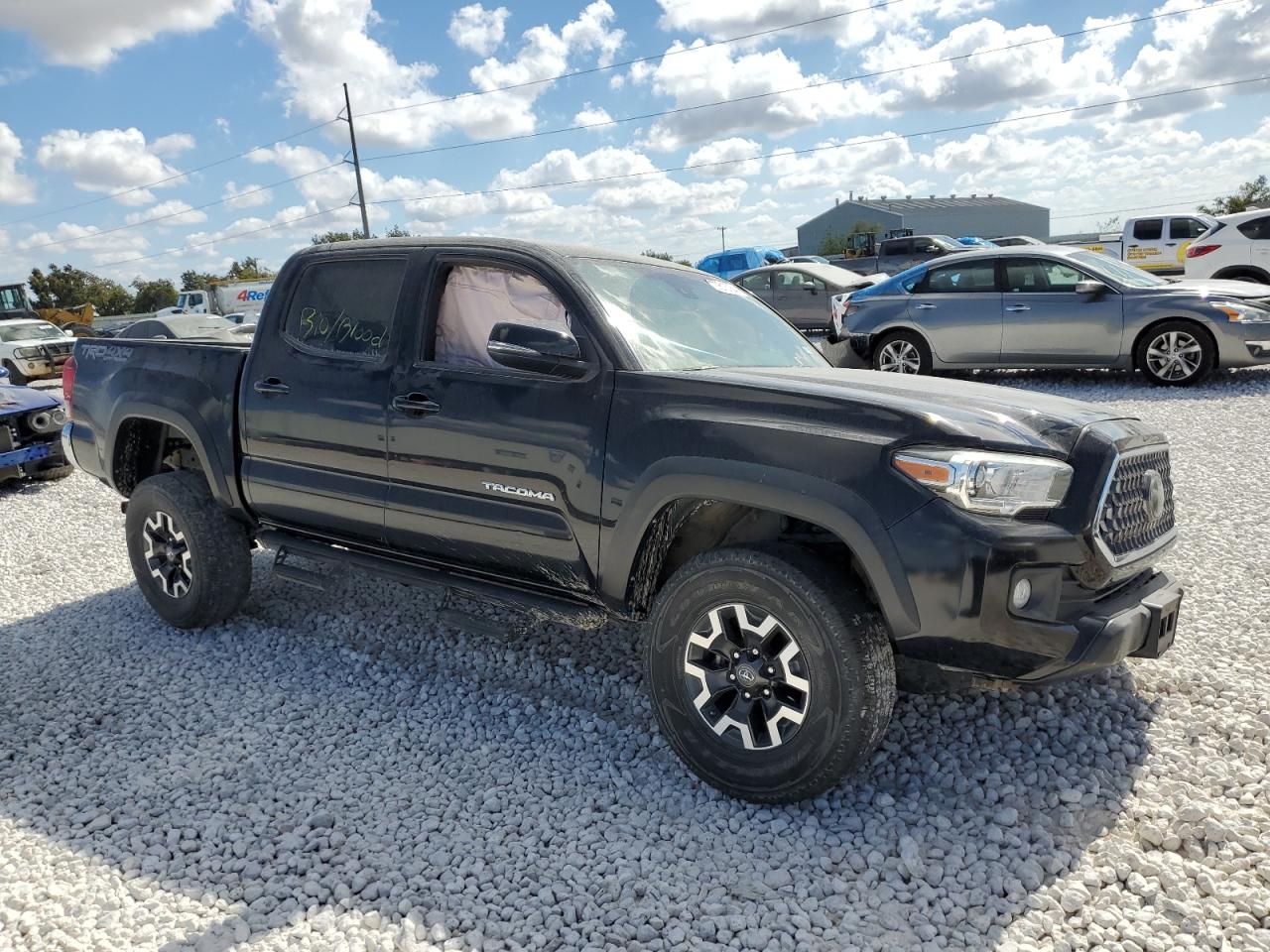 VIN 3TMCZ5AN8KM216737 2019 TOYOTA TACOMA no.4